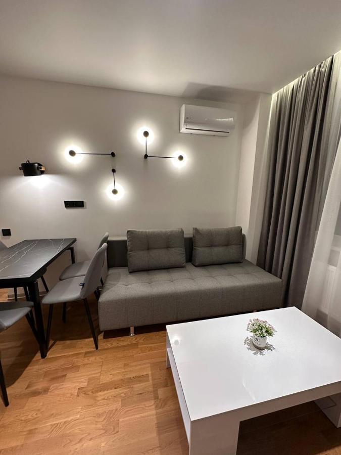 Інстаграмна Стильні Апартаменти На Вулиці Під Голоском 15Б Leópolis Exterior foto